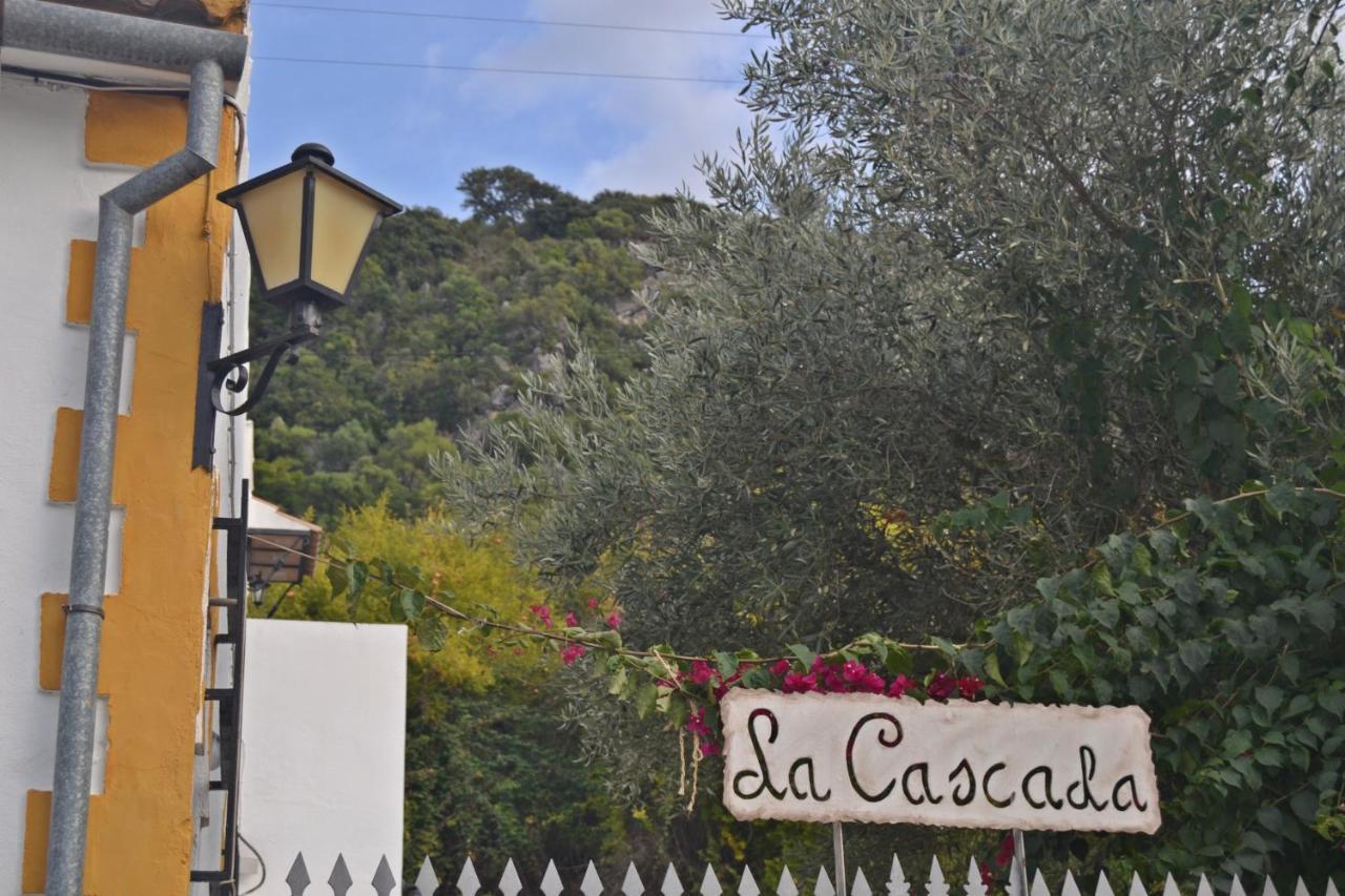 エル・ボスケ Casa La Cascadaヴィラ エクステリア 写真